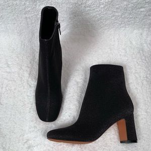 🆕 Marc Fisher LTD Grazie Booties Color Black